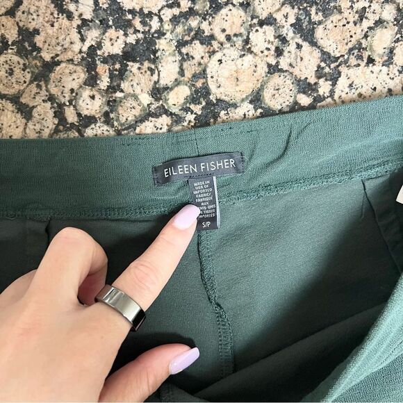 Eileen Fisher Size S Stretch Crepe Viscose Blend Pants Pull On Green Office - Picture 4 of 5